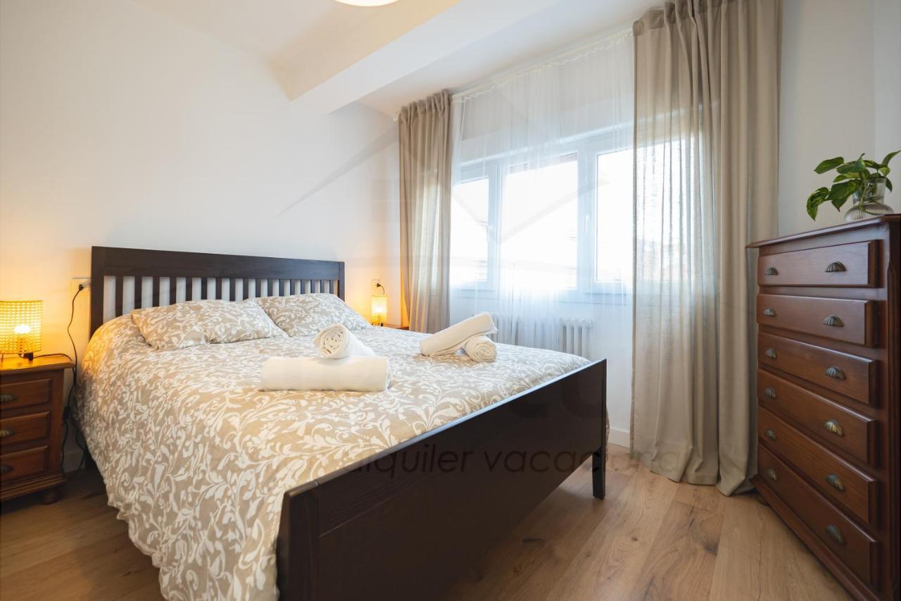 El Carbayedo Apartamento Avilés Exterior foto