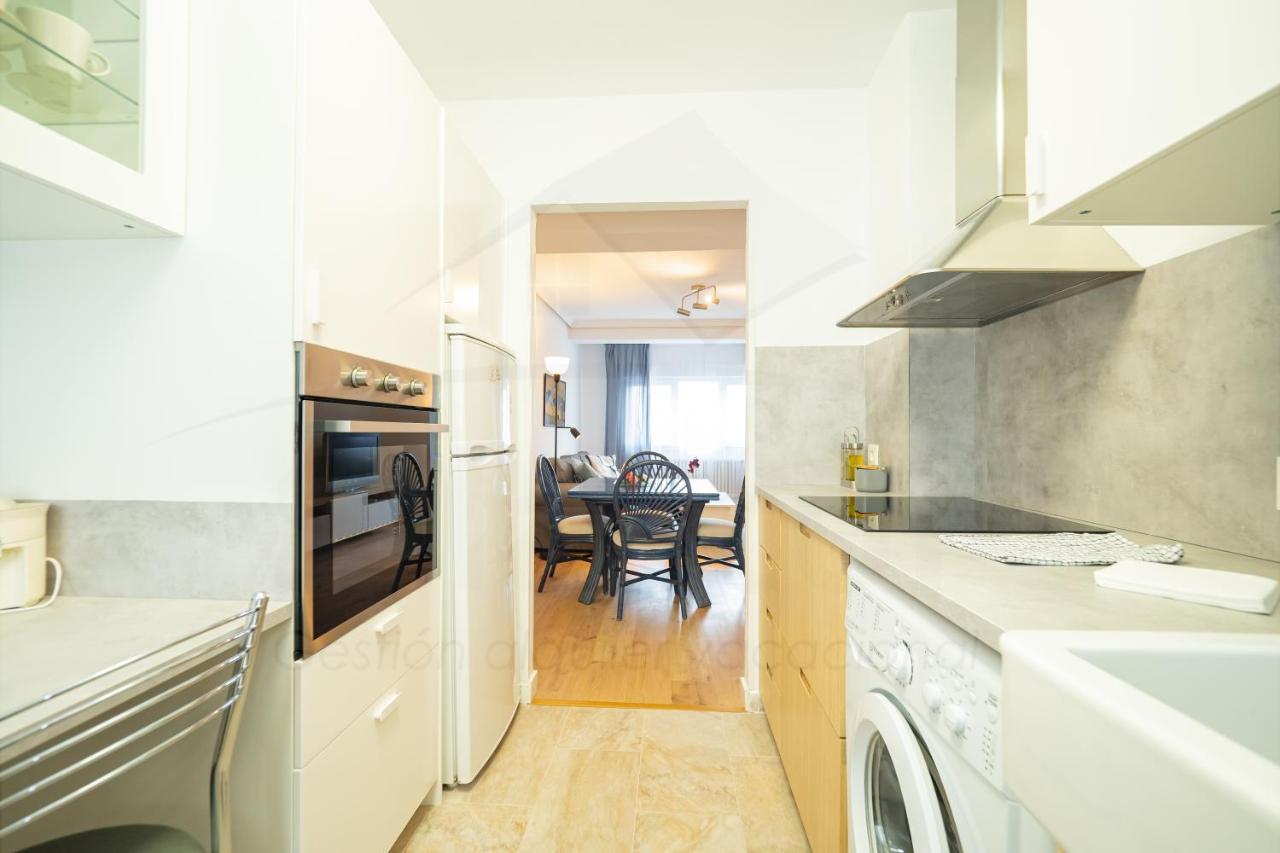 El Carbayedo Apartamento Avilés Exterior foto